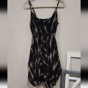 H&M asymetrical Flowy Strappy dress Size 6‎